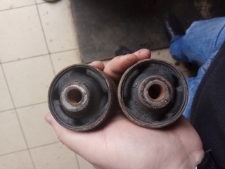 Замена сайлентблоков Toyota Altezza  